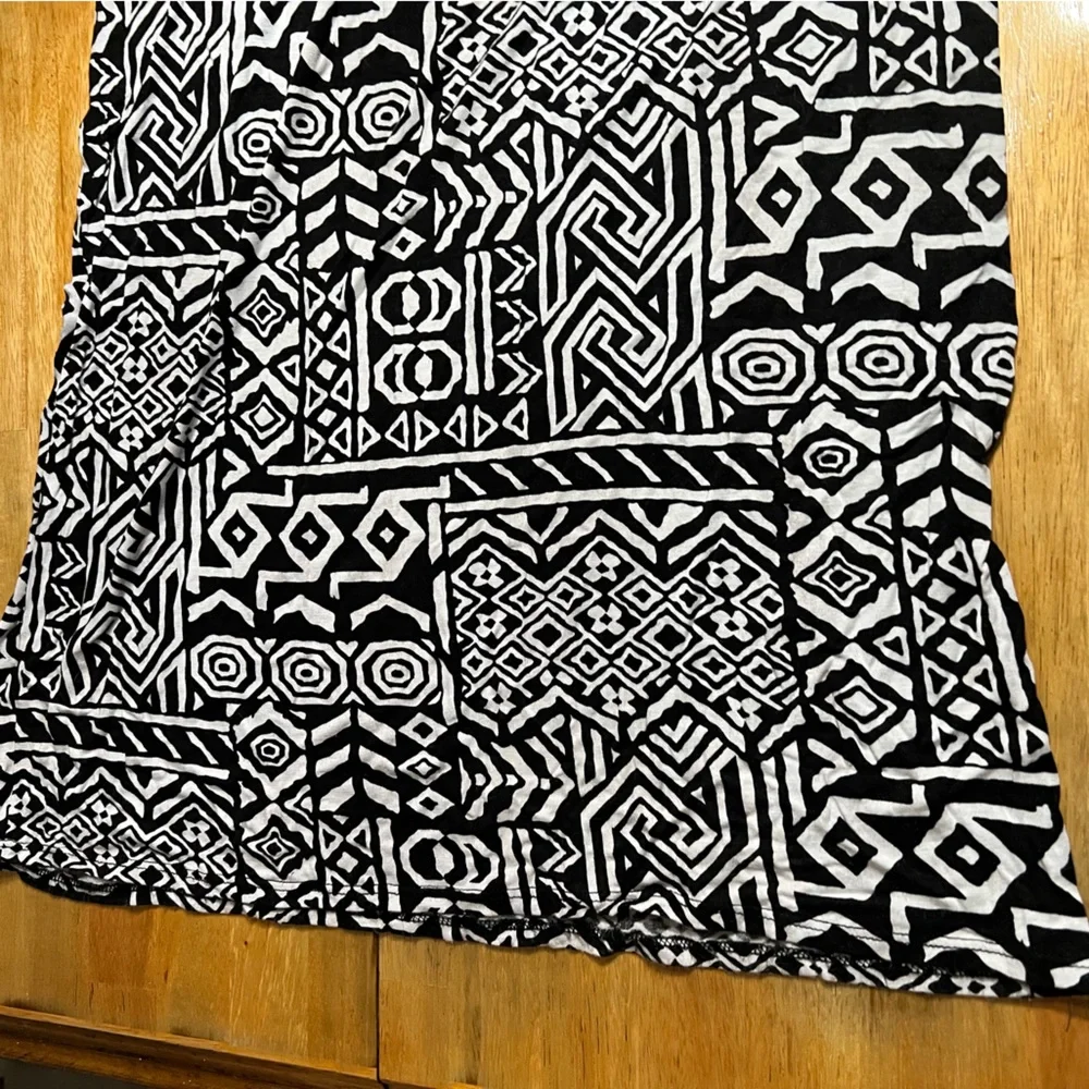 95% Rayon - Picture 3 of 4
